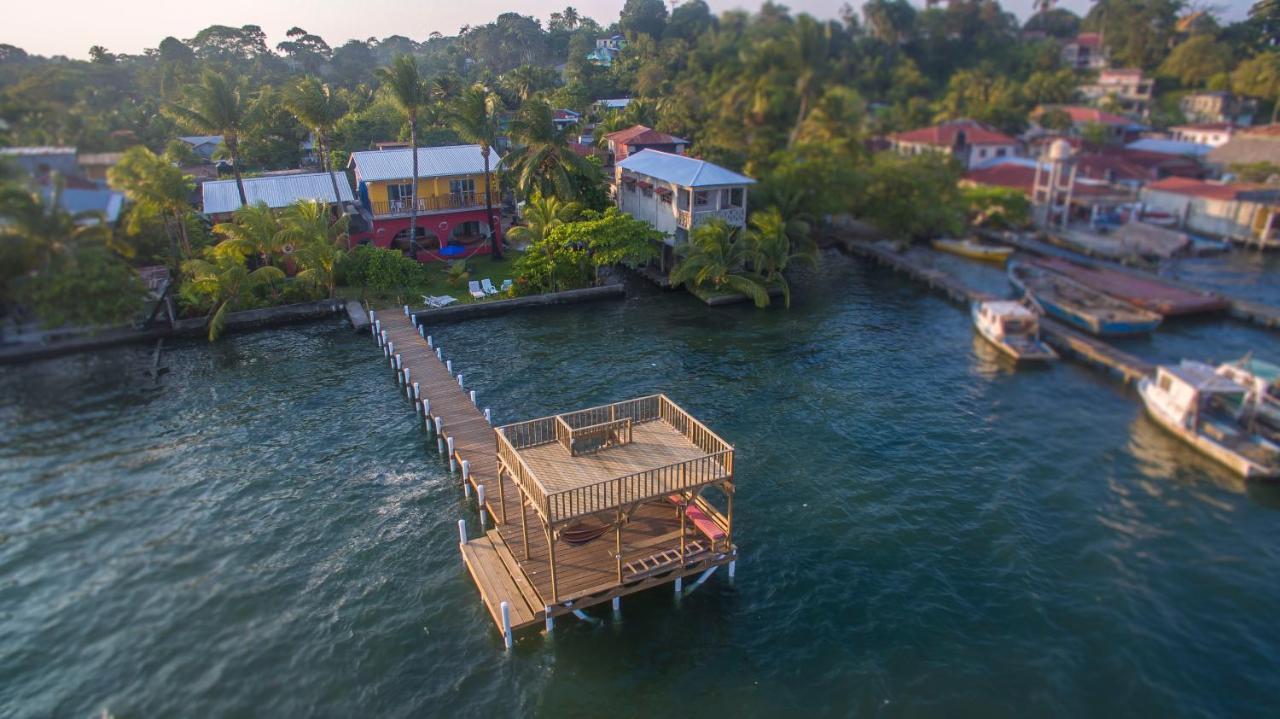 ホテル Casa Nostra Lívingston エクステリア 写真